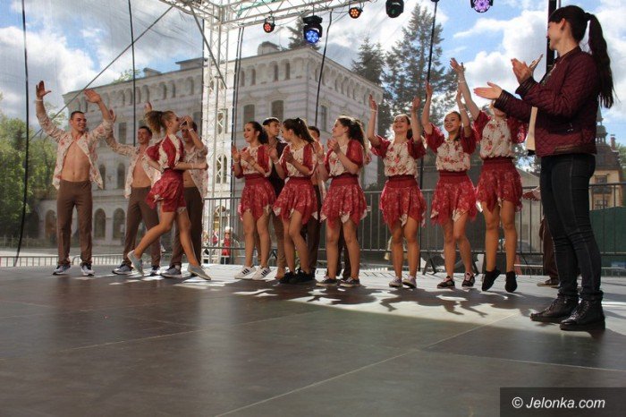 sdf-barwna-parada-i-fantastyczne-wystepy-foto-63244