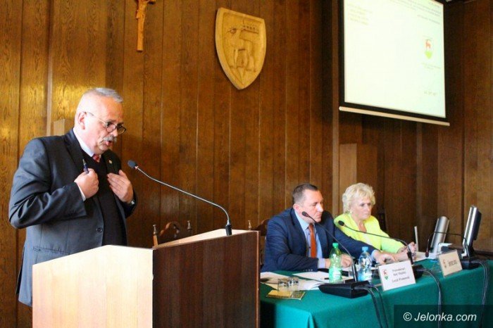 politycznoprawny-dramat-na-sesji-foto-63261