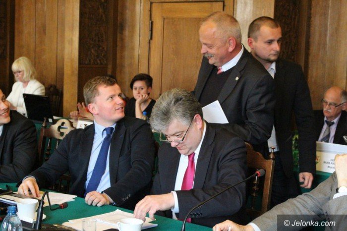 politycznoprawny-dramat-na-sesji-foto-63261