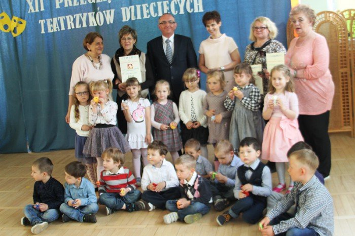 przedszkolaki-prezentuja-aktorskie-talenty-foto-63290