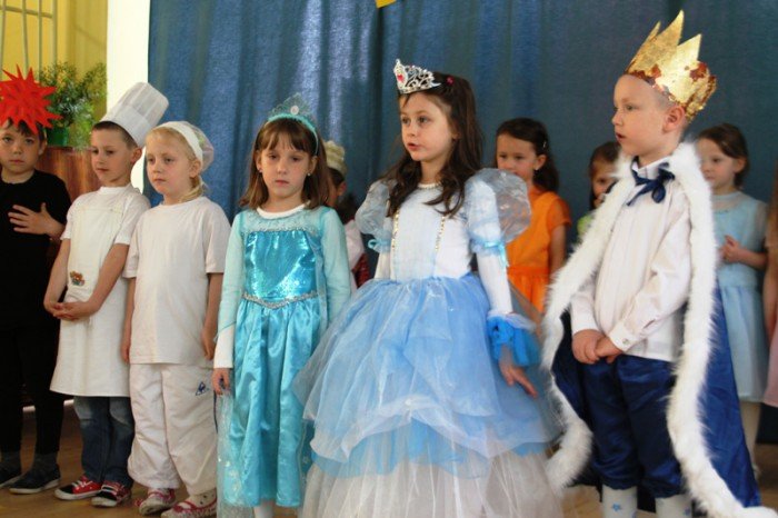 przedszkolaki-prezentuja-aktorskie-talenty-foto-63290