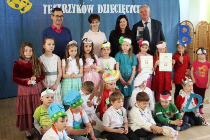 przedszkolaki-prezentuja-aktorskie-talenty-foto-63290