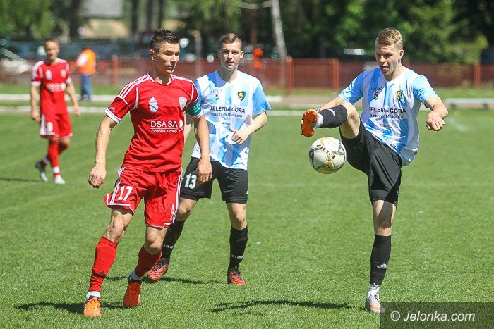 kolejna-porazka-karkonoszy-foto-63335