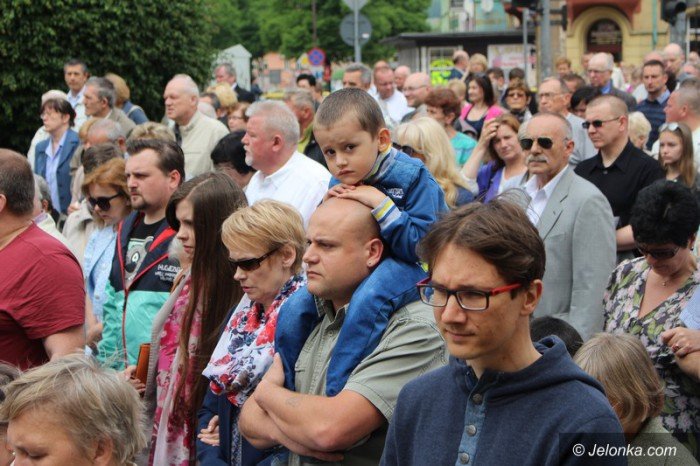 procesja-przesza-ulicami-miasta-foto-63396