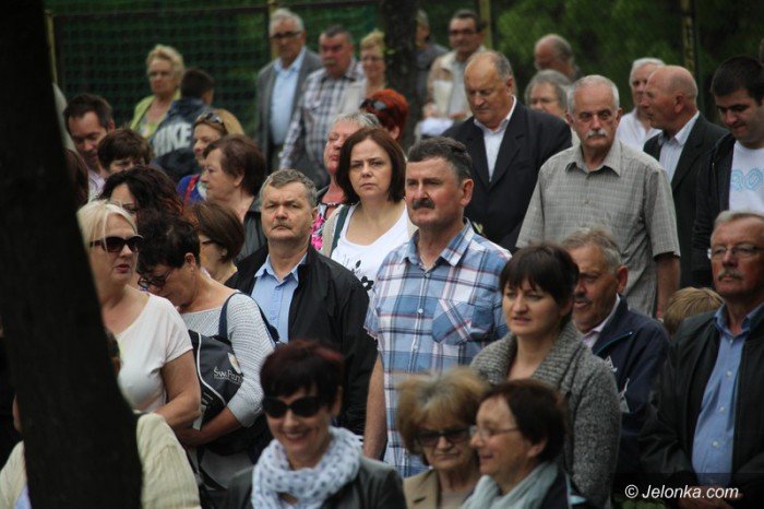 procesja-przesza-ulicami-miasta-foto-63396
