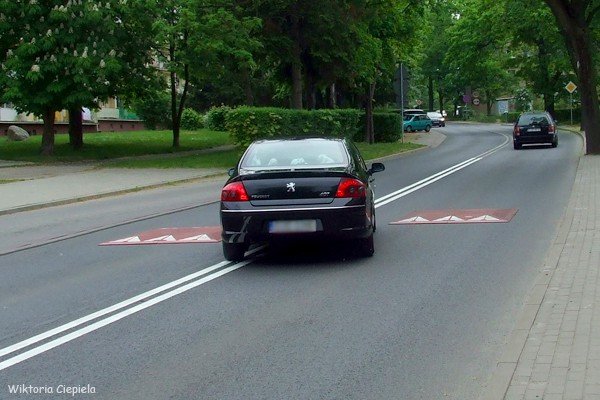 na-osiedlu-xxlecia-kierowcy-amia-przepisy-foto-63420