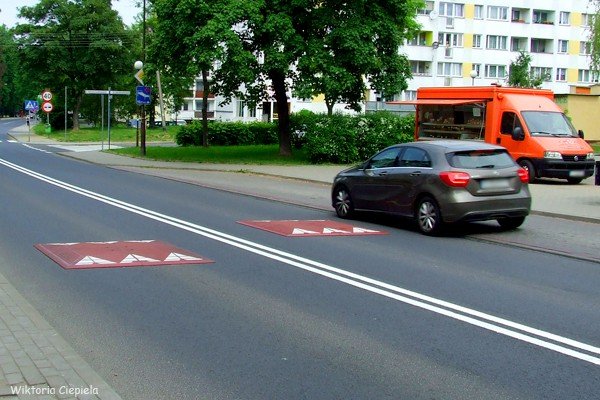 na-osiedlu-xxlecia-kierowcy-amia-przepisy-foto-63420