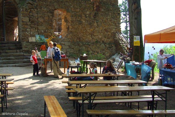 rodzinna-zabawa-na-zamku-ksiecia-henryka-foto-63444