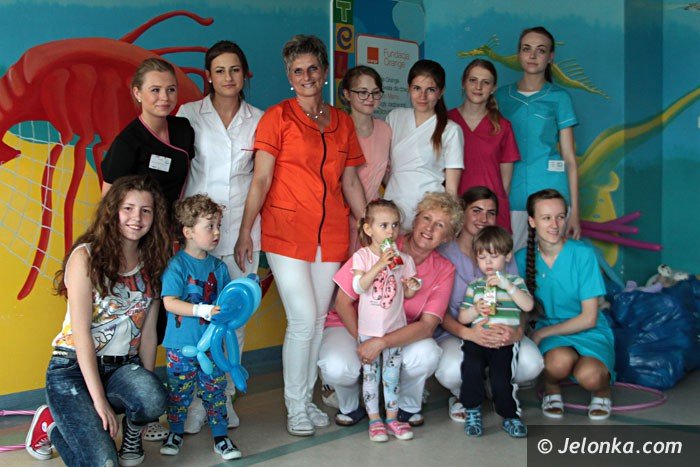 terapia-zabawa-i-smiechem-szpitalnych-dzieci-foto-63489
