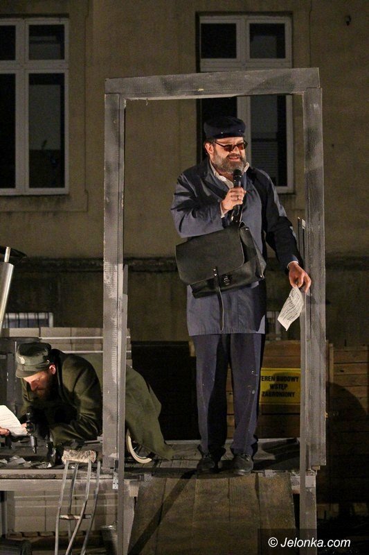 powojenne-podworko-z-teatrem-modrzejewskiej-foto-63528