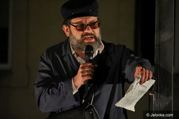 powojenne-podworko-z-teatrem-modrzejewskiej-foto-63528