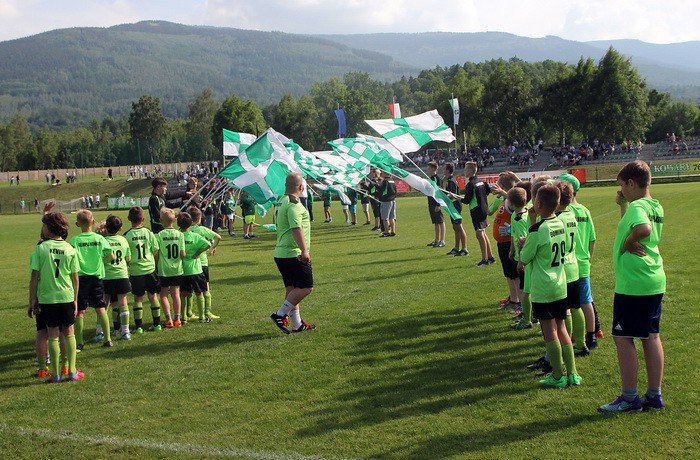 wielka-feta-zareczyny-i-pozegnanie-foto-63536