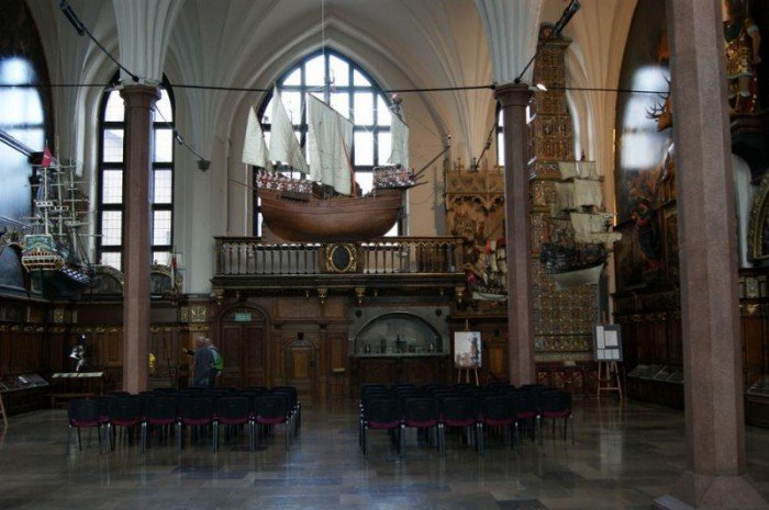 Model okrętu w Dworze Artusa