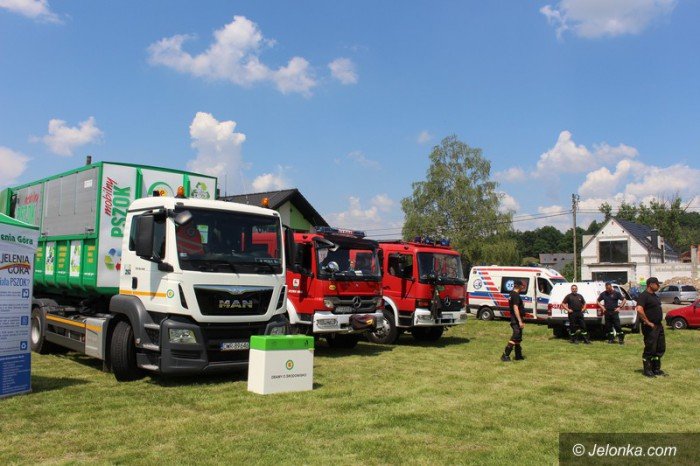 mieszkancy-osiedla-czarne-poznawali-sie-foto-63544