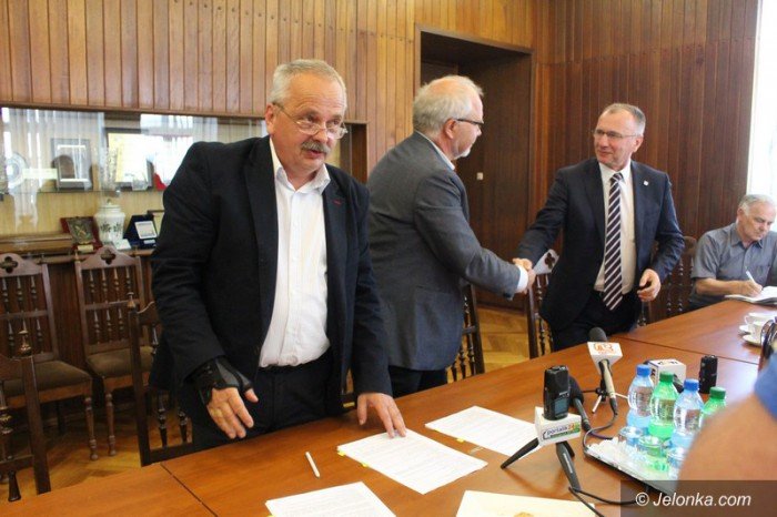 umowa-podpisana-wiadukt-do-przebudowy-foto-63545