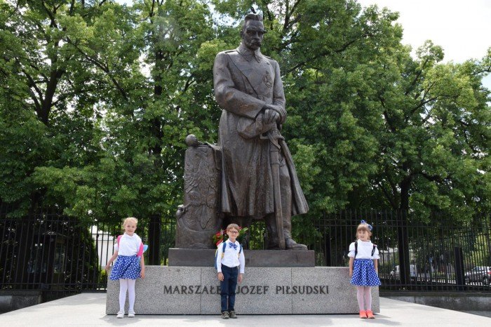 dzieci-z-okraglaczka-w-belwederze-foto-63585