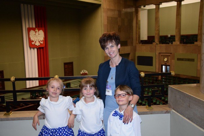 dzieci-z-okraglaczka-w-belwederze-foto-63585
