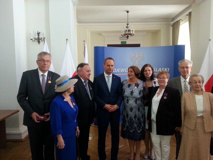 jeleniogorzanie-uhonorowani-krzyzami-zasugi-foto-63602