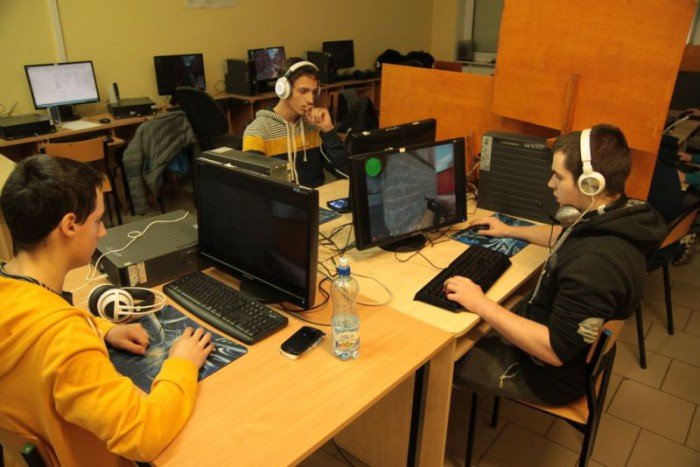 esport-to-nowy-kierunek-w-zstil-foto-63606