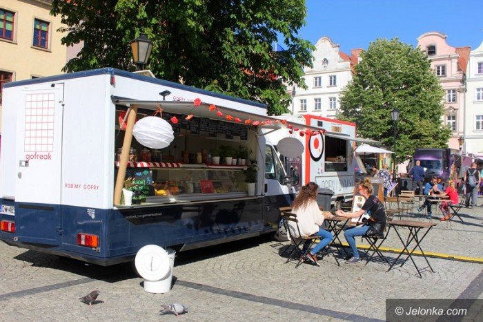mobilny-rynek-smakow-w-jeleniej-gorze-foto-63621