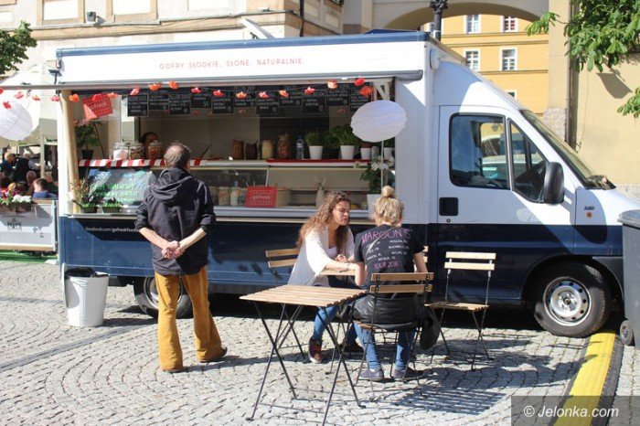 mobilny-rynek-smakow-w-jeleniej-gorze-foto-63621