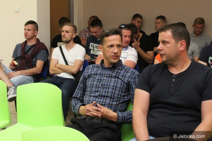 tomasz-kowalczyk-nadal-prezesem-karkonoszy-foto-63623