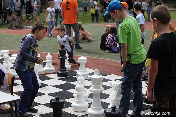 wiele-sie-dziao-na-festynie-w-dwojce-foto-63628