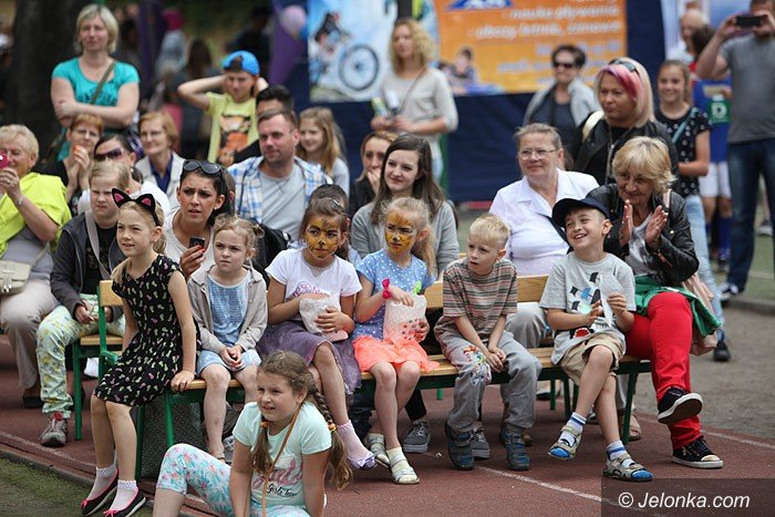 wiele-sie-dziao-na-festynie-w-dwojce-foto-63628