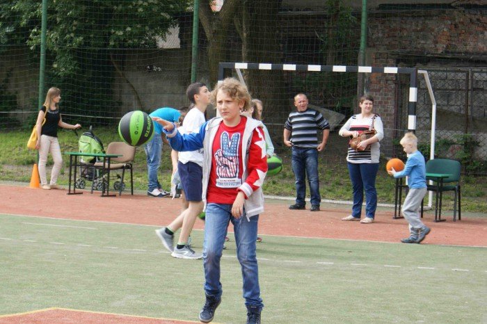 wiele-sie-dziao-na-festynie-w-dwojce-foto-63628