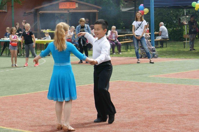 wiele-sie-dziao-na-festynie-w-dwojce-foto-63628