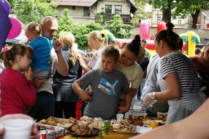 wiele-sie-dziao-na-festynie-w-dwojce-foto-63628