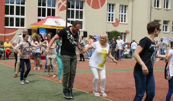 wiele-sie-dziao-na-festynie-w-dwojce-foto-63628