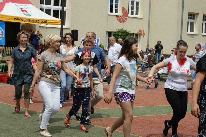 wiele-sie-dziao-na-festynie-w-dwojce-foto-63628