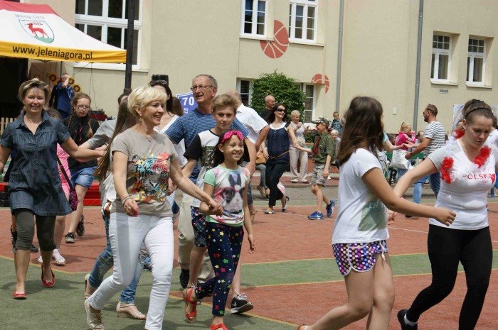 wiele-sie-dziao-na-festynie-w-dwojce-foto-63628