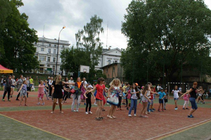 wiele-sie-dziao-na-festynie-w-dwojce-foto-63628