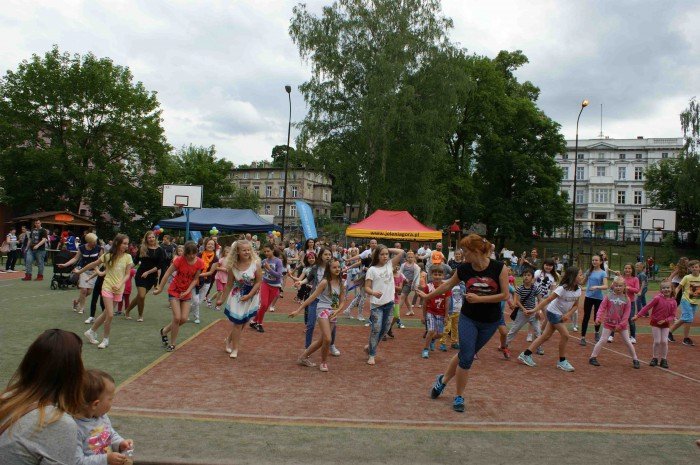 wiele-sie-dziao-na-festynie-w-dwojce-foto-63628