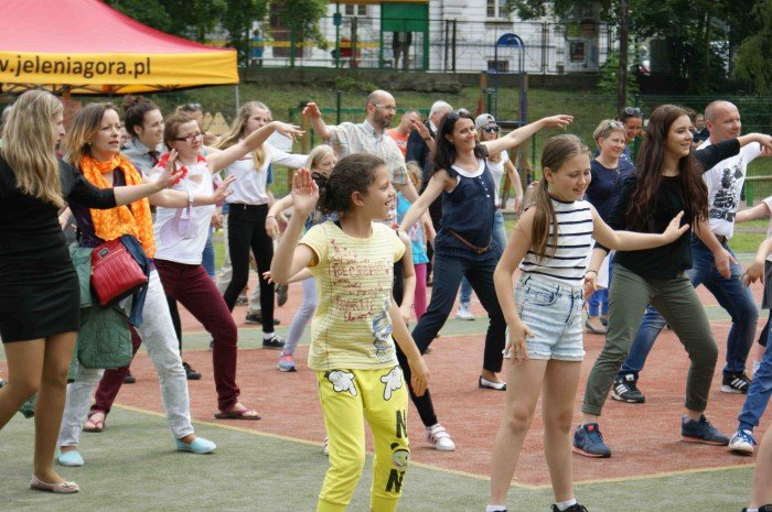 wiele-sie-dziao-na-festynie-w-dwojce-foto-63628