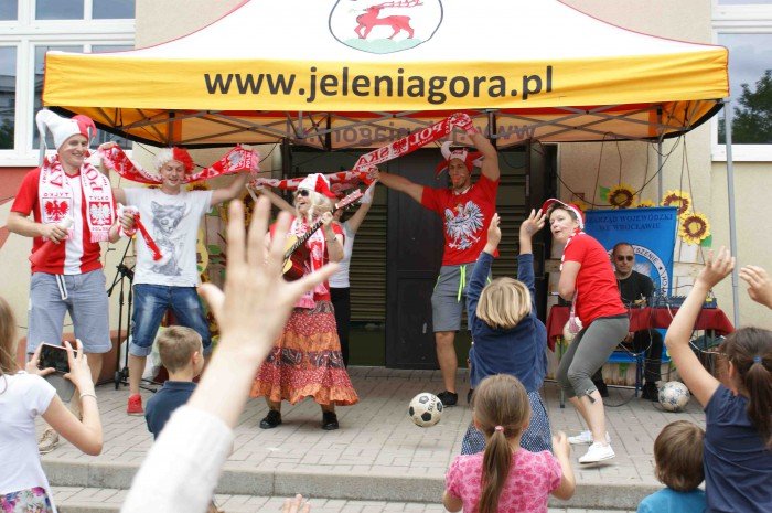 wiele-sie-dziao-na-festynie-w-dwojce-foto-63628