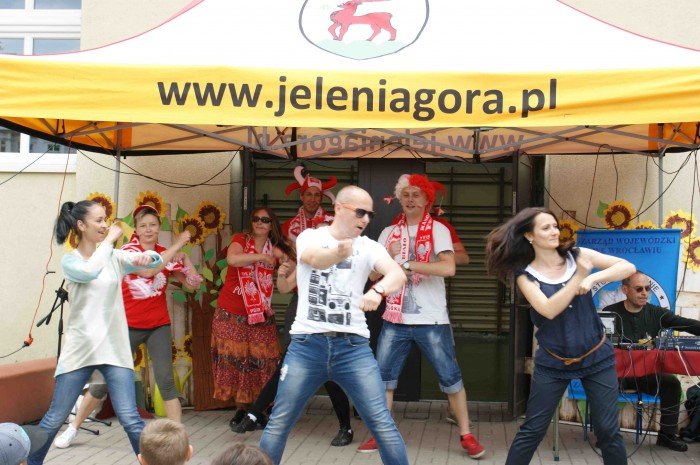 wiele-sie-dziao-na-festynie-w-dwojce-foto-63628