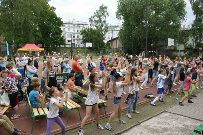 wiele-sie-dziao-na-festynie-w-dwojce-foto-63628