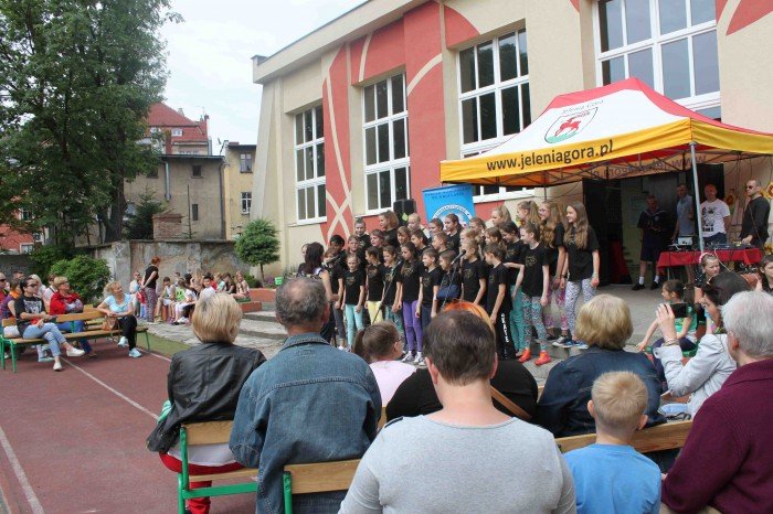 wiele-sie-dziao-na-festynie-w-dwojce-foto-63628