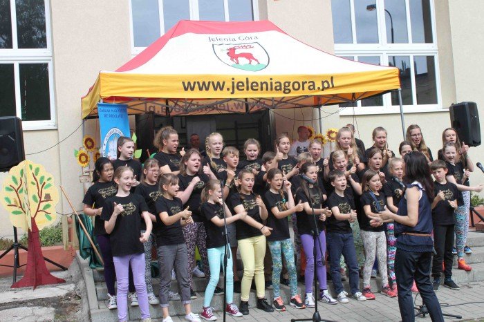 wiele-sie-dziao-na-festynie-w-dwojce-foto-63628