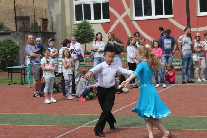wiele-sie-dziao-na-festynie-w-dwojce-foto-63628