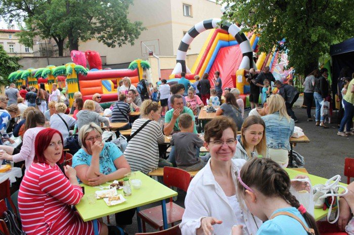 wiele-sie-dziao-na-festynie-w-dwojce-foto-63628