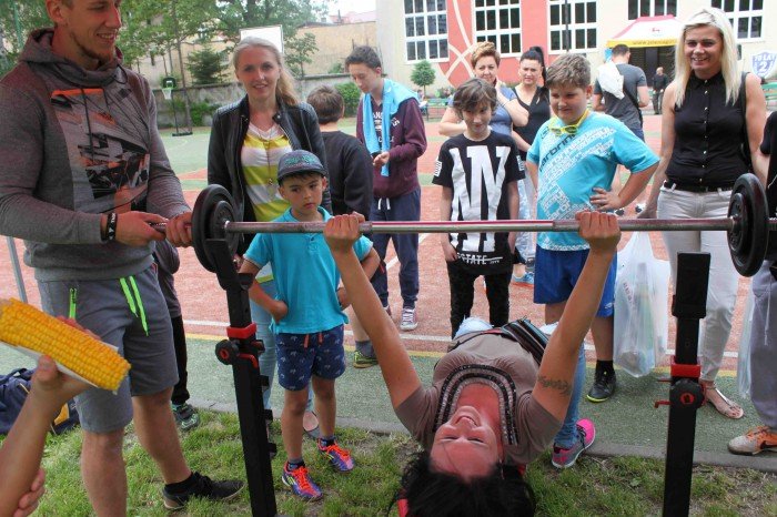 wiele-sie-dziao-na-festynie-w-dwojce-foto-63628