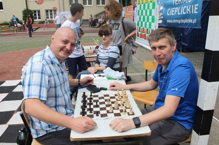 wiele-sie-dziao-na-festynie-w-dwojce-foto-63628
