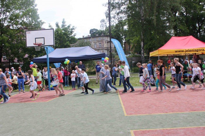 wiele-sie-dziao-na-festynie-w-dwojce-foto-63628