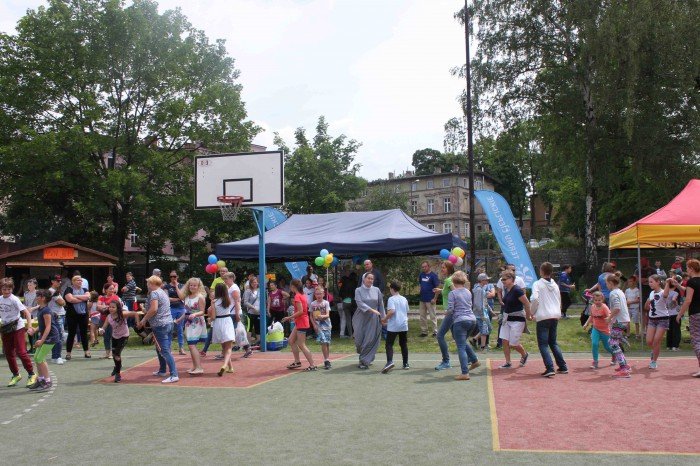 wiele-sie-dziao-na-festynie-w-dwojce-foto-63628