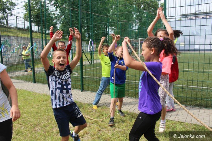 doskonaa-zabawa-i-gosc-specjalny-w-trzynastce-foto-63641