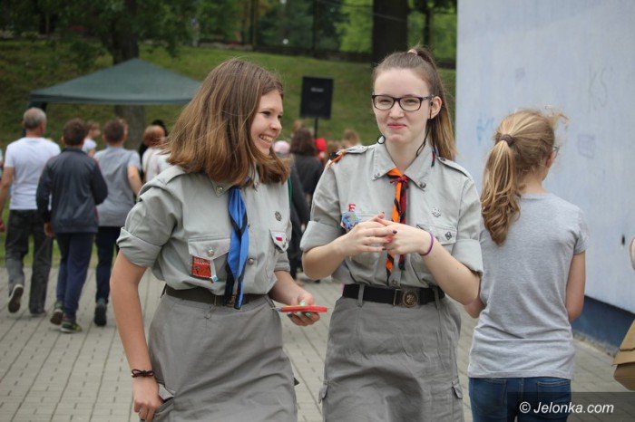 doskonaa-zabawa-i-gosc-specjalny-w-trzynastce-foto-63641